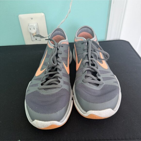Nike Women's Orange and Gray Sneakers Size 8 - Picture 1 of 7